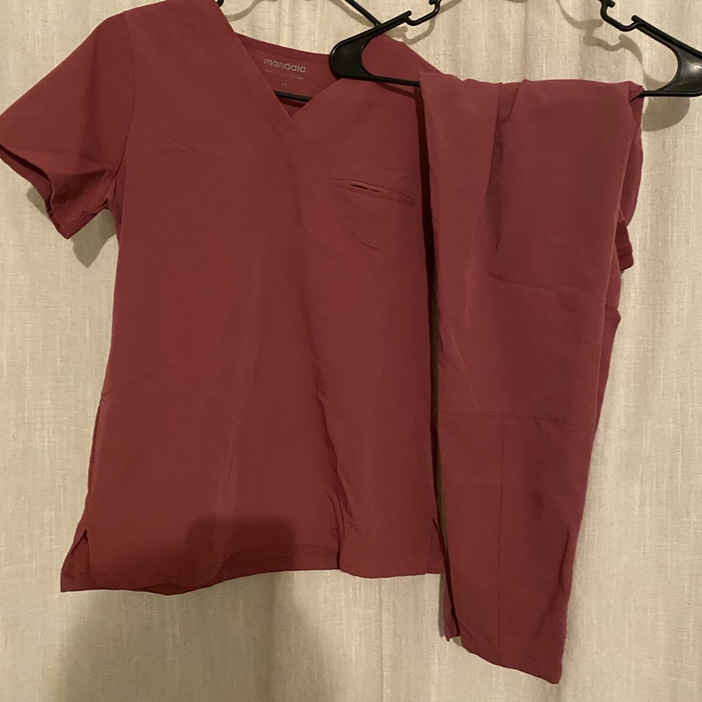 Maroon Scrub Set Mandala